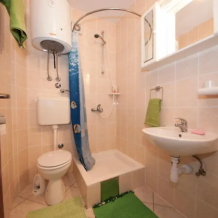 公寓 Kanica - At The And Parking Zaglavice