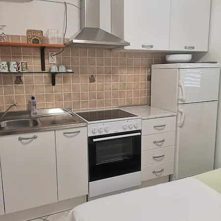 公寓 Kanica - At The And Parking